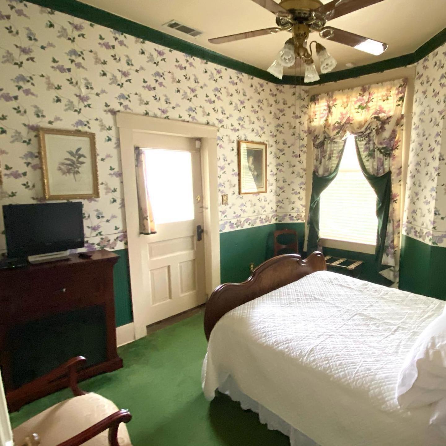 Four Winds Victorian Venue & Suites Bonham エクステリア 写真